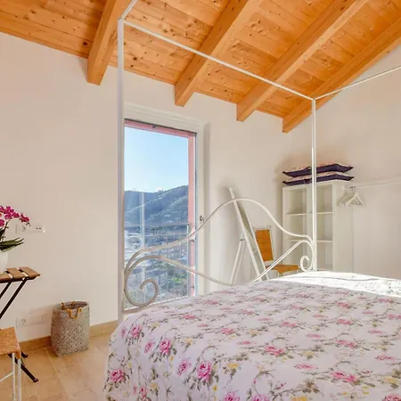 4 Bedroom Gorgeous In Дом отдыха *
