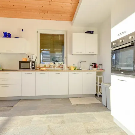 4 Bedroom Gorgeous In