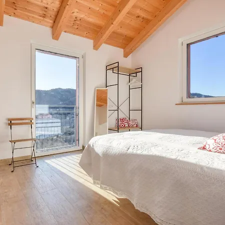 4 Bedroom Gorgeous In * San Salvatore (Genoa)